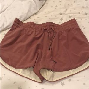 Lululemon choose a side short